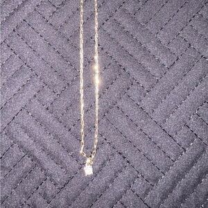 Kendra Scott Gold Necklace with diamond Pendant